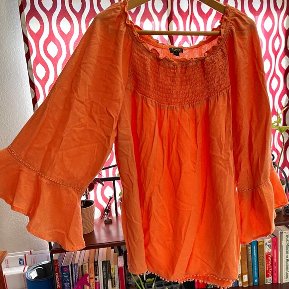 Lee Tops - LEE Orange half sleeve blouse in size XL